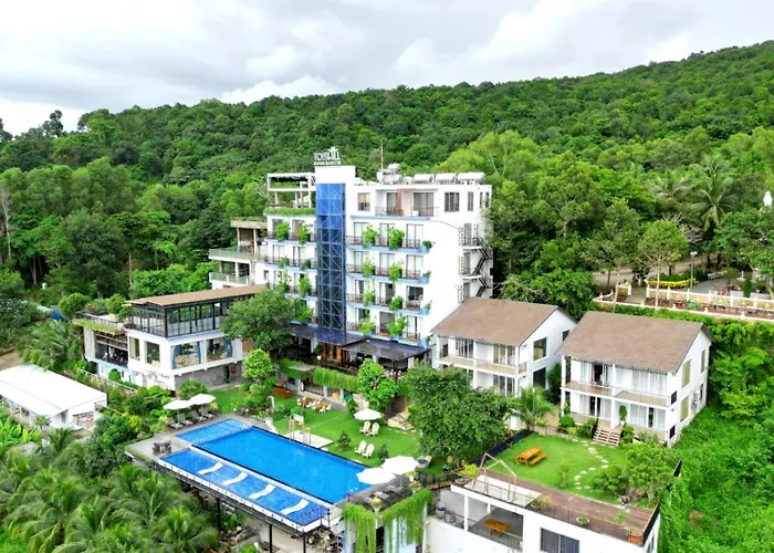 Tom Hill Boutique Resort & Spa