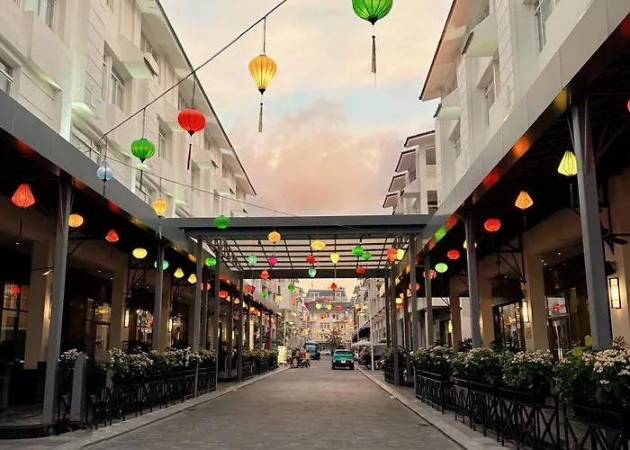 Tuan Chau - Phuong Dong Motel Ha Long