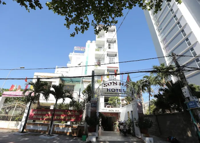 Son Ha Hotel
