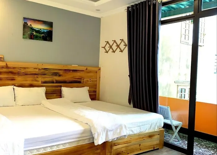 Daun Pisang Homestay & Halal Food