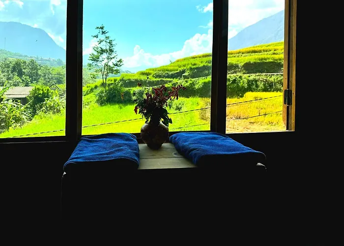 River Mountain View Homestay