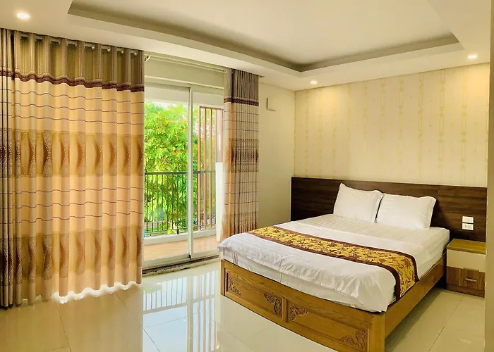 May Hotel Night Market Phu Quoc