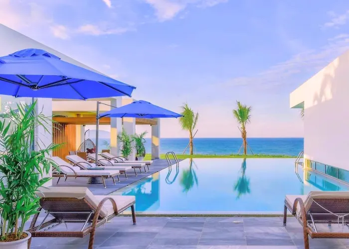 Deluxe Beachside Resort Danang