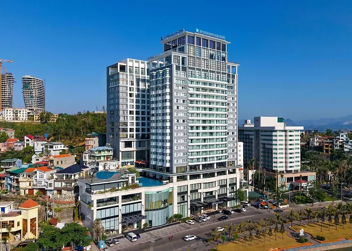 Wyndham Legend Halong