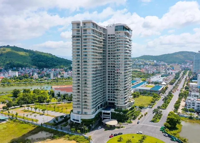 Bay View Halong Homestay Panoramic Bay View Luxury Apartment