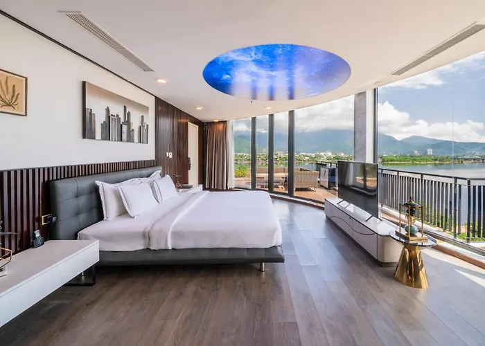 Cami Riverside Resort Da Nang