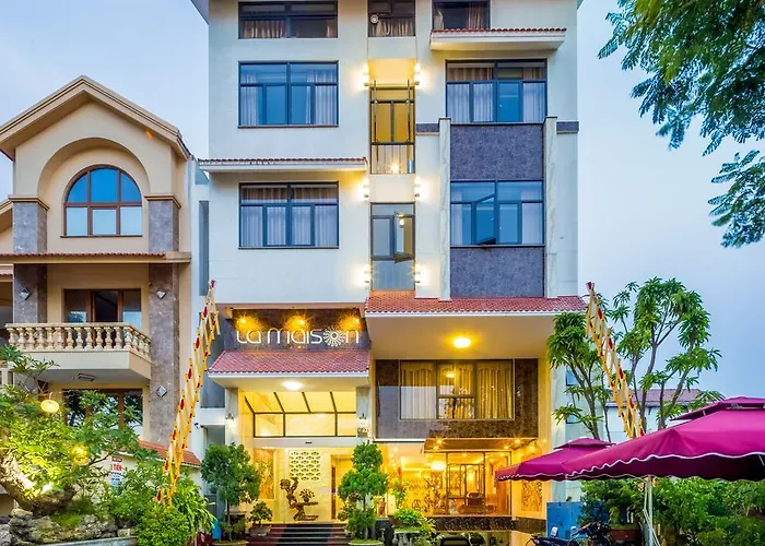 La Maison Danang Beach Hotel