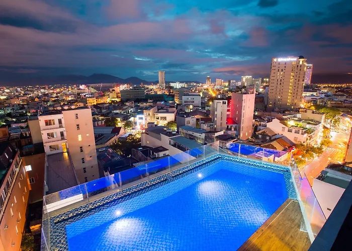 Central Hotel & Spa Danang