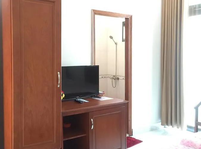 Lan Huong Hotel