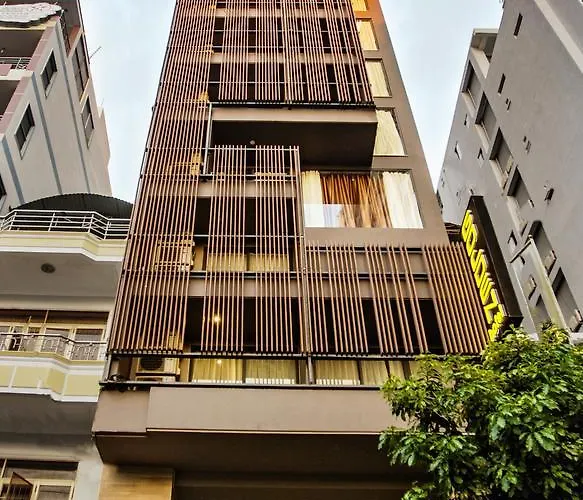 Golden Hotel