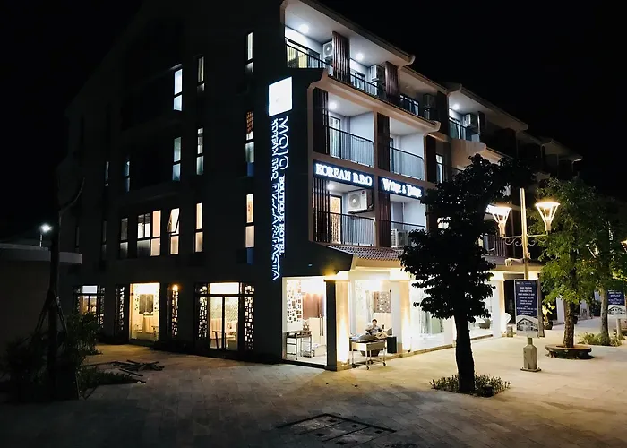 Mojo Boutique Hotel