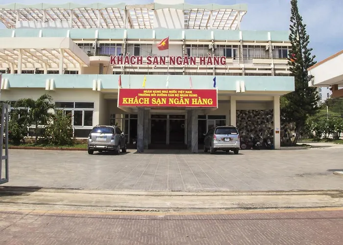 Ngan Hang Hotel