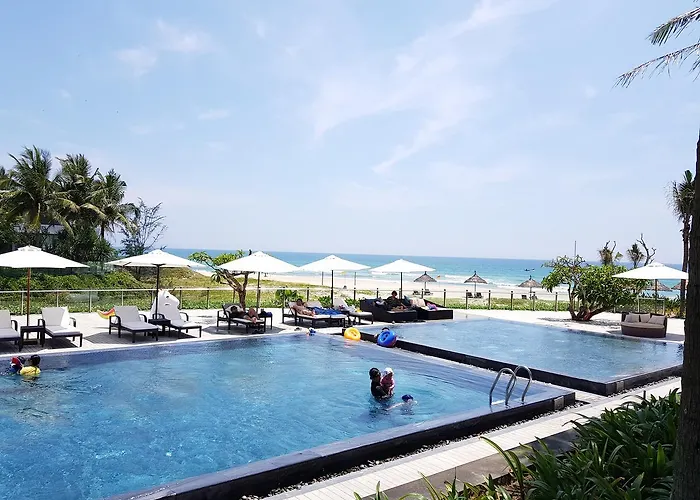 3 Bedrooms Villa With Private Pool