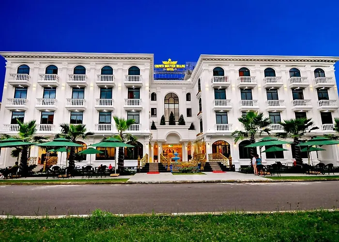 Crown Nguyen Hoang Hotel