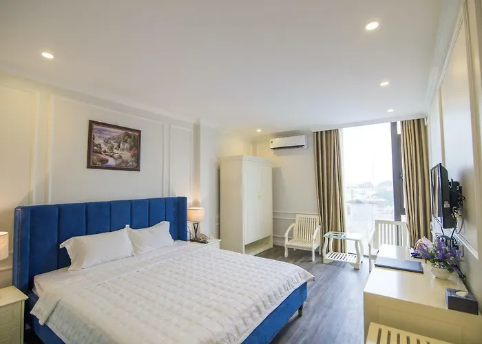 Ngoc Lan Ha Long Hotel