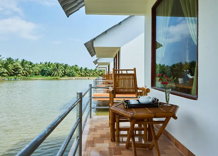 Tra Vinh Lodge