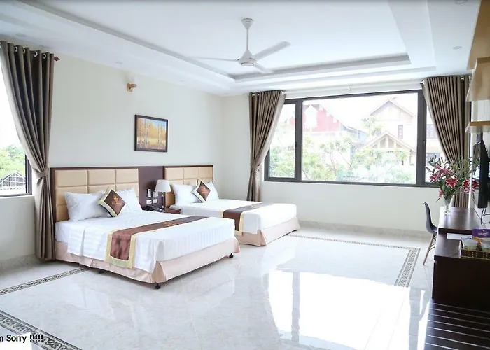 Iris Hotel