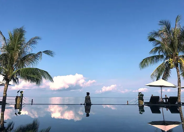 Palmy Beach Club Resort
