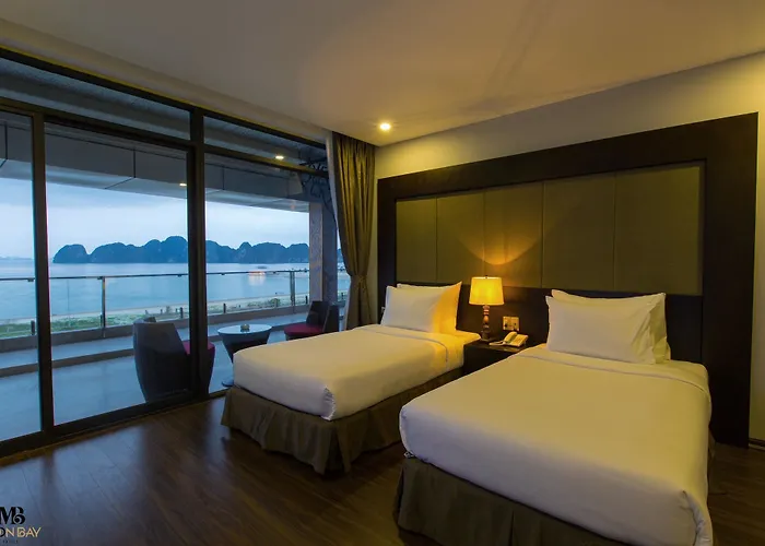 Moon Bay Ha Long Hotel
