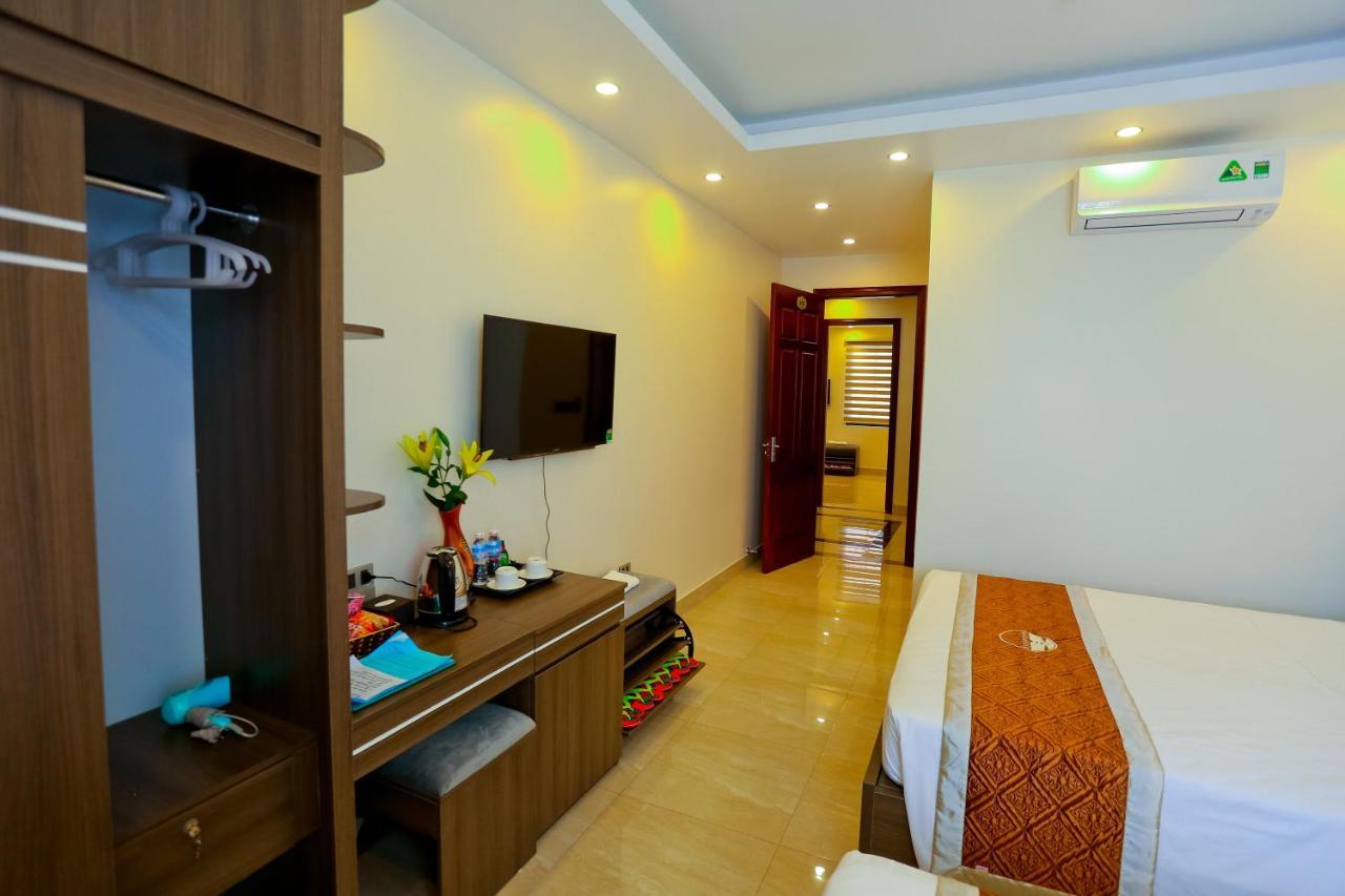 Hotel Manarola Bai Chay 3*