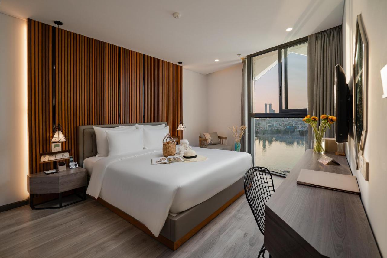 Haian Riverfront 4*