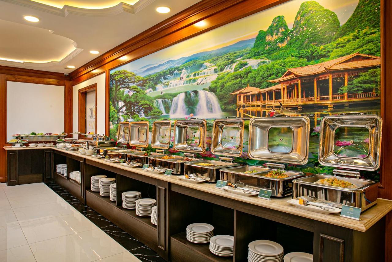 Santa Luxury Hotel Da Nang