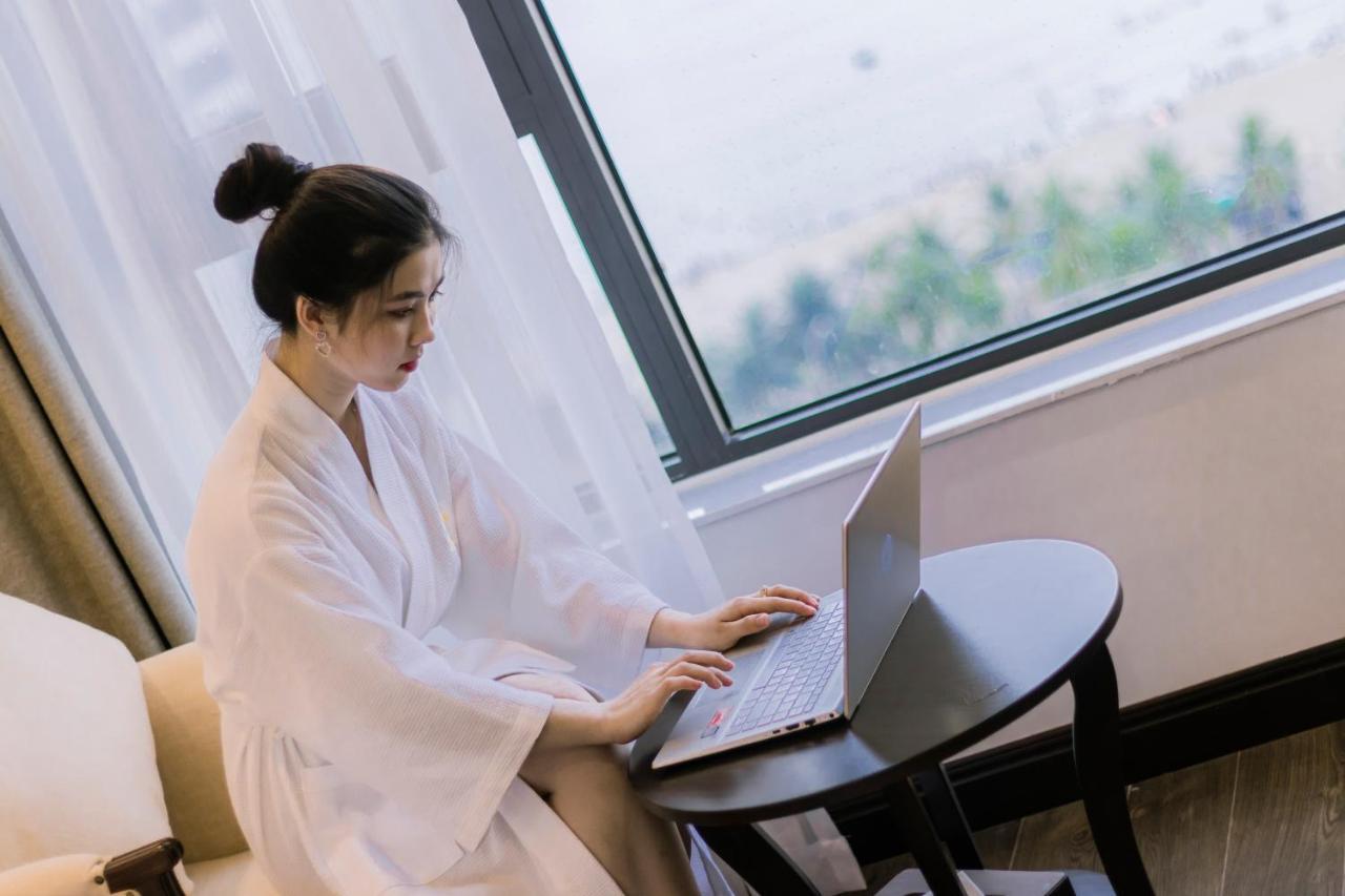 Khách sạn Santa Luxury 4*