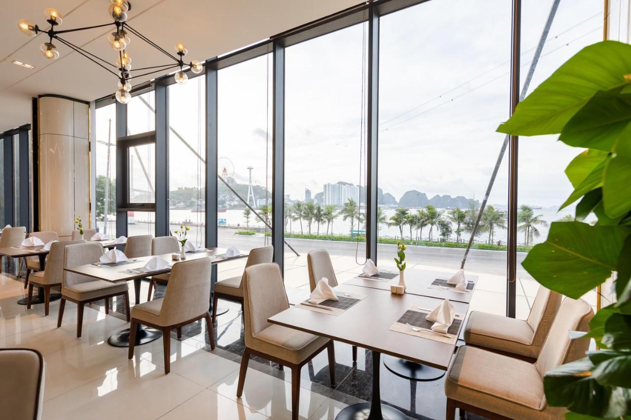 Muong Thanh Grand Bai Chay Hotel 4*