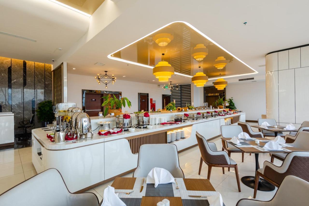 Muong Thanh Grand Bai Chay Hotel 4*