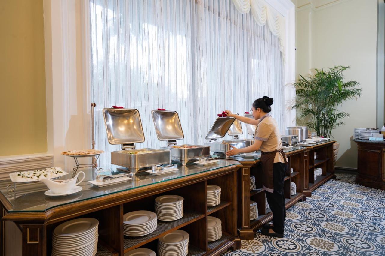 Hotel Avs