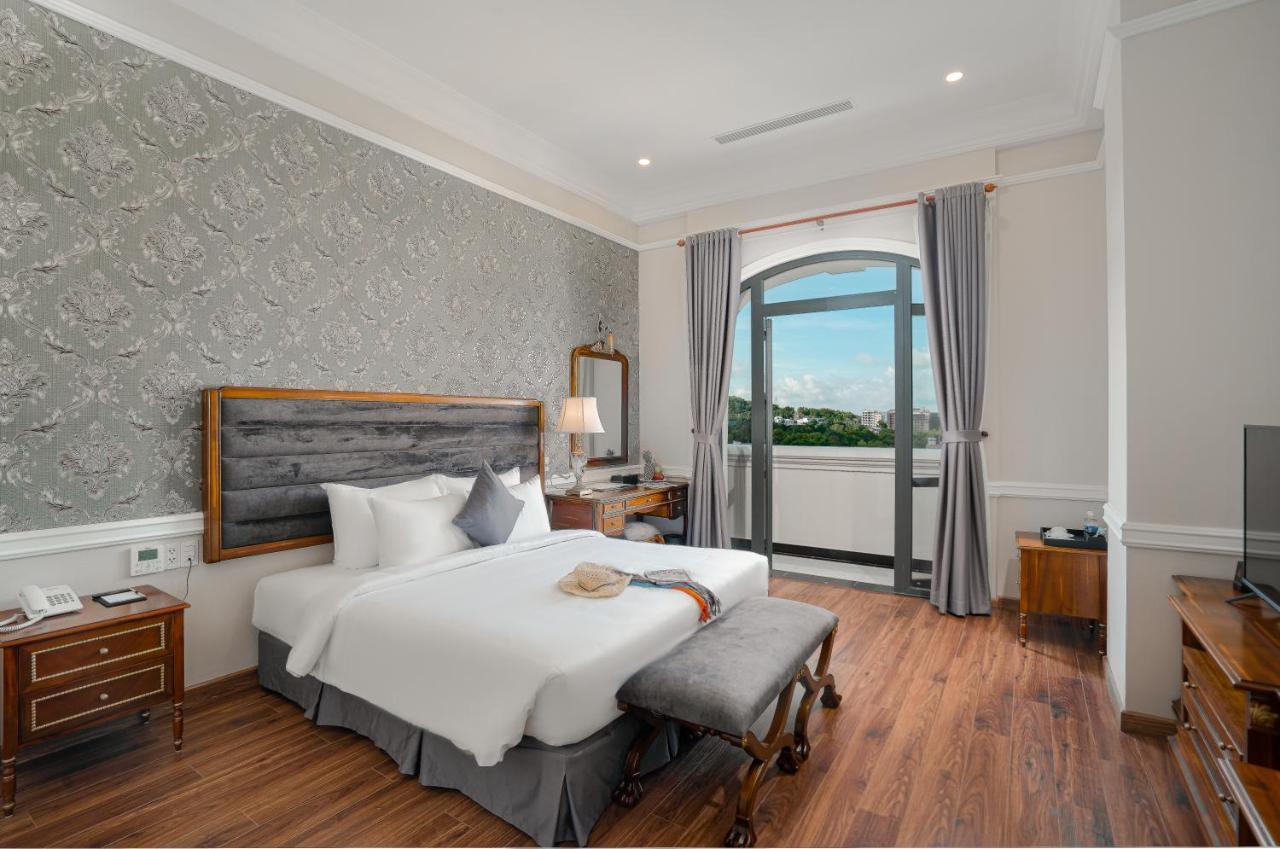 Hotel Avs