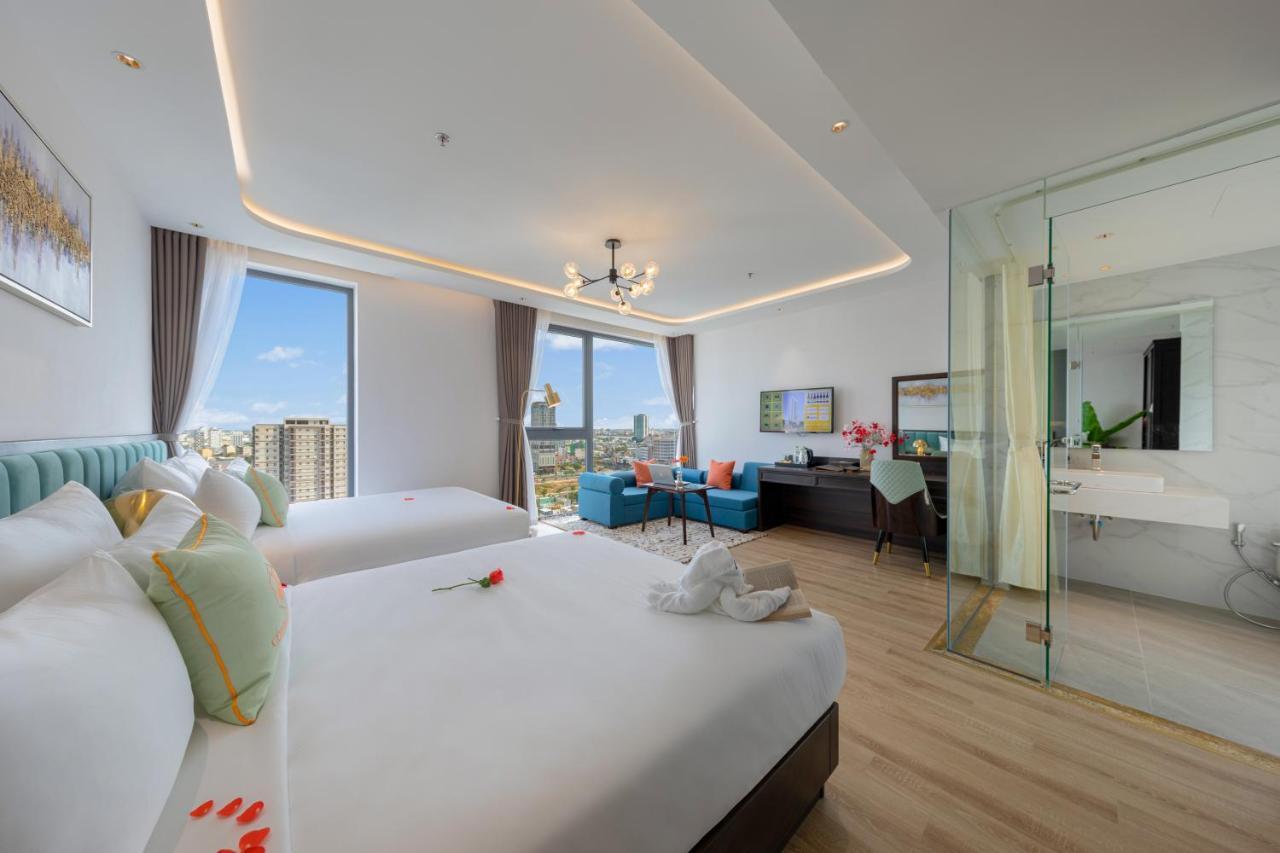 Cordial Grand - Infinity Rooftop Pool