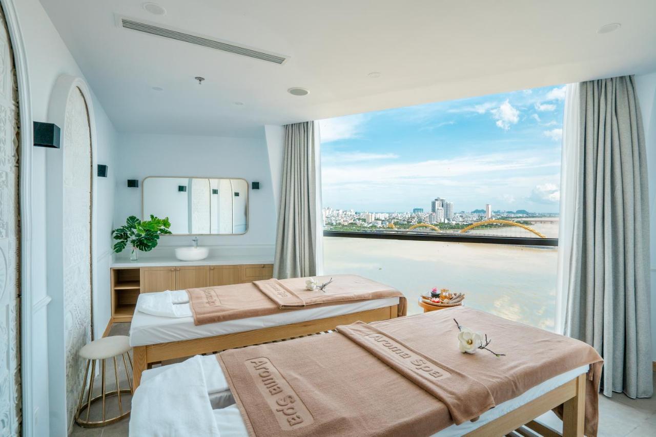 Khách sạn Haian Riverfront 4*