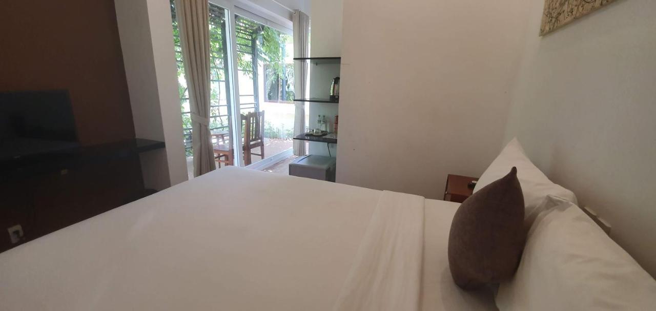 Castaways Resort 2*