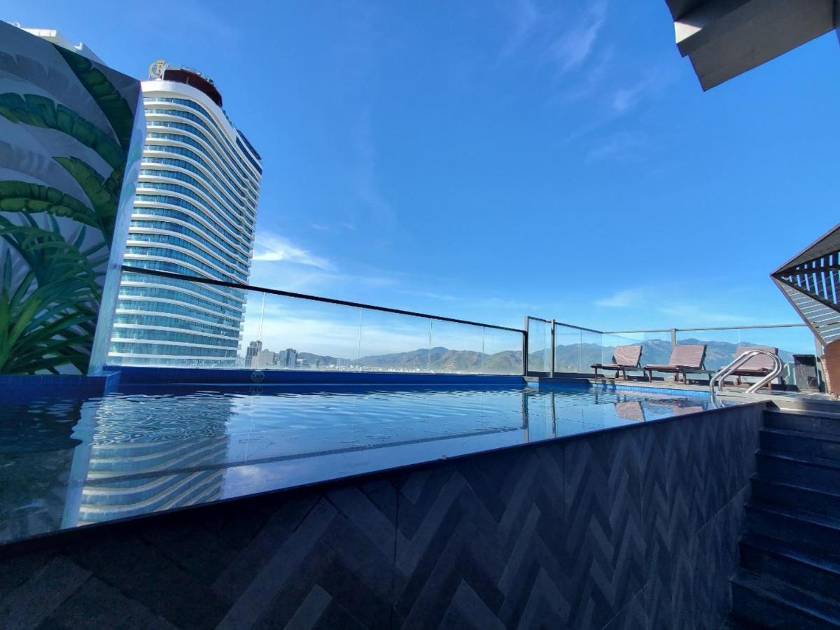 Ivy Hotel 4*