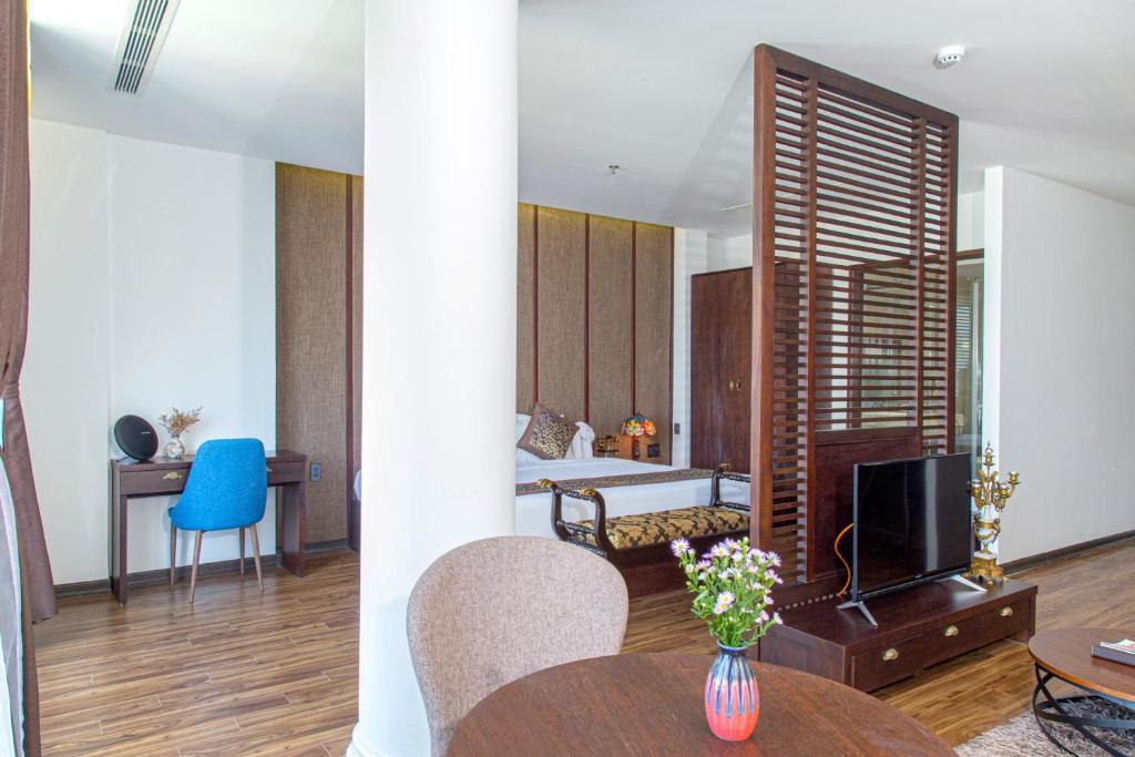 Dong Duong & - Afternoon Tea Inclusive - Very Hotel