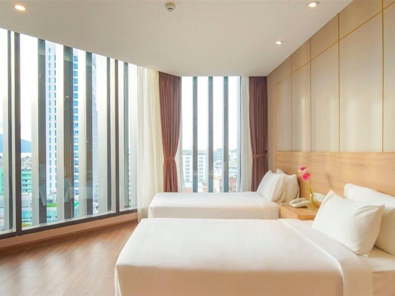 G8 Luxury And Hotel