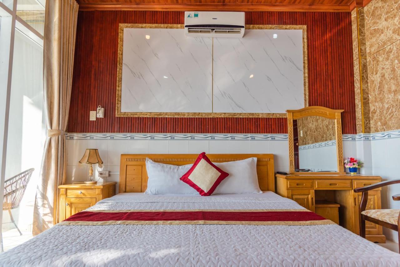 Nhat Lan Resort