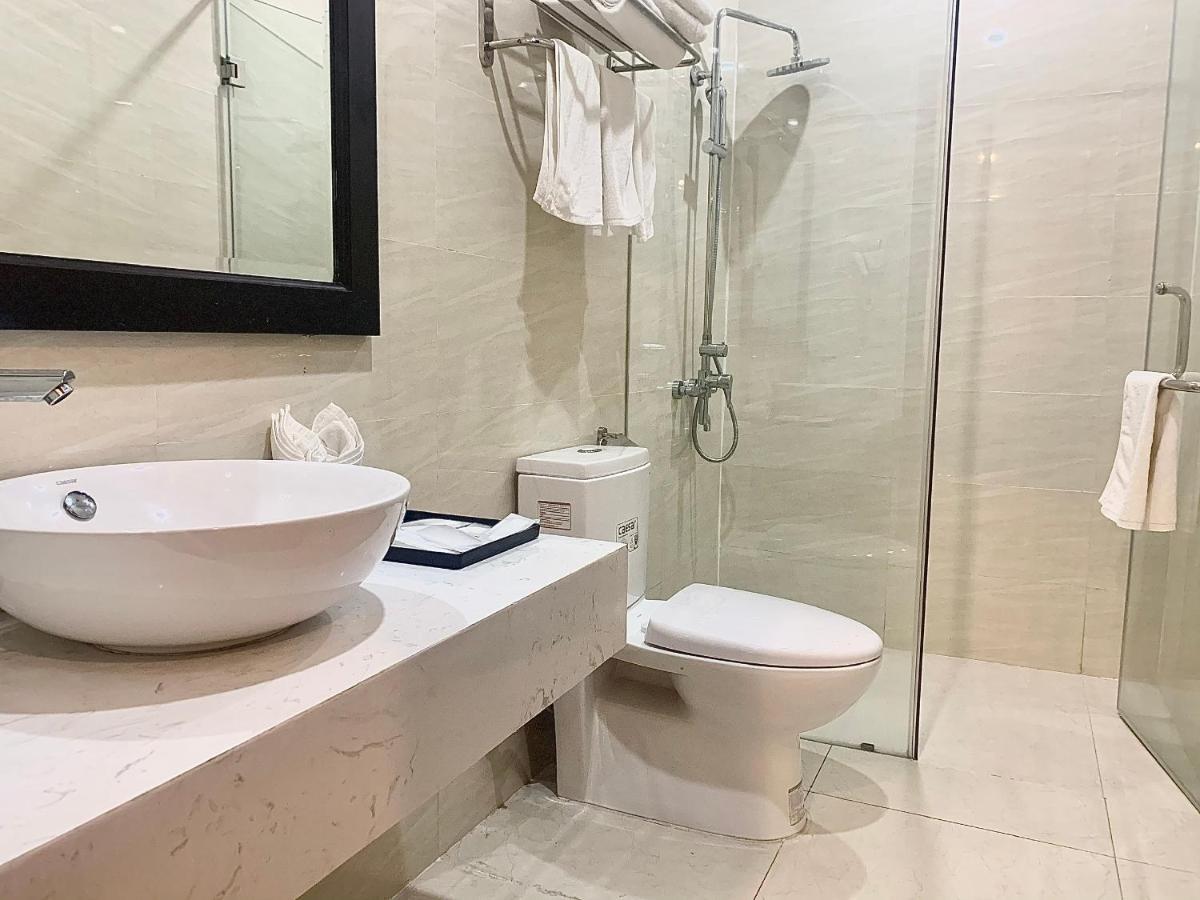 Hotel Paragon Noi Bai & Pool 4*