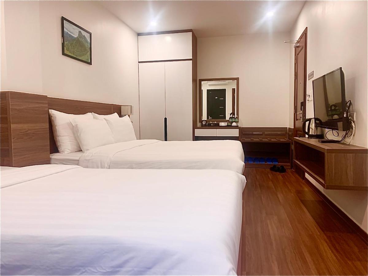 Paragon Noi Bai & Pool Hotel 4*