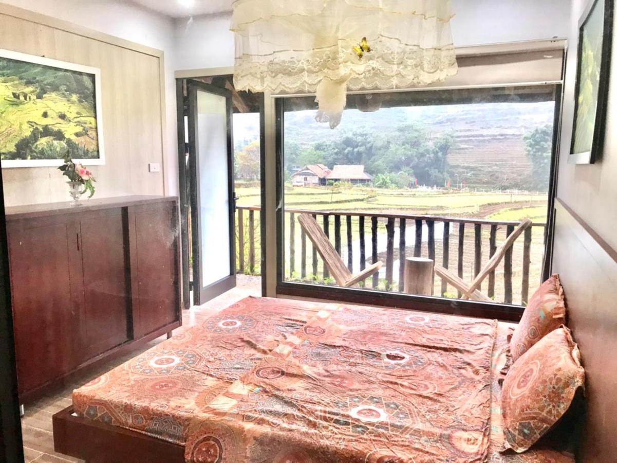 Nhà Dân Gia đình Tả * Sa Pa
