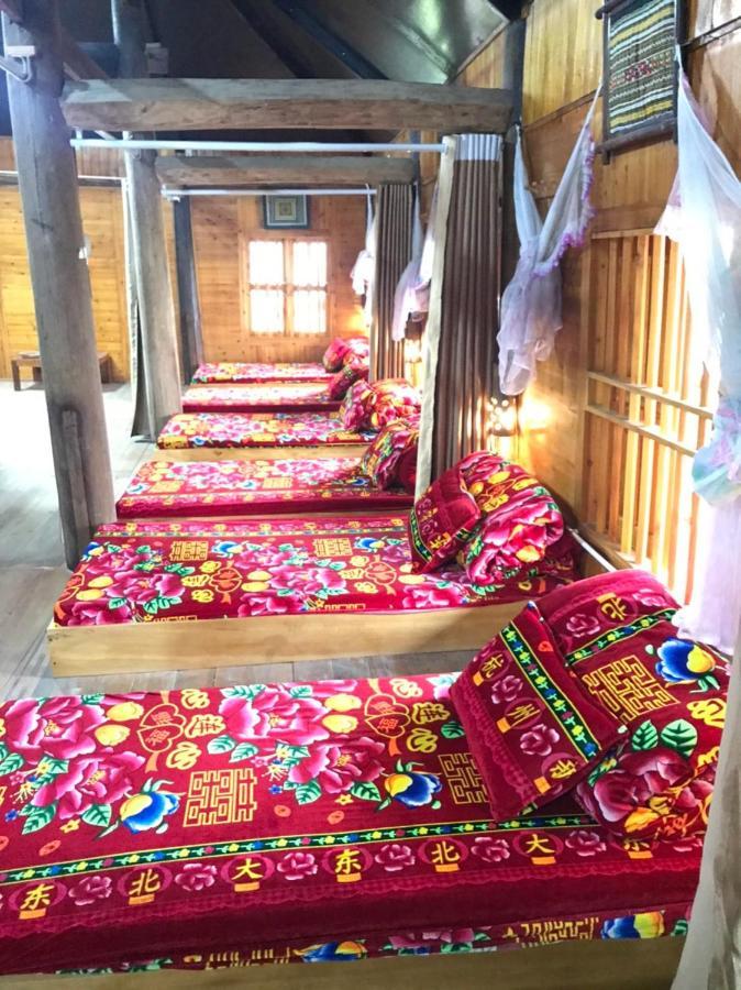 Nhà Dân Gia đình Tả Ở trọ *