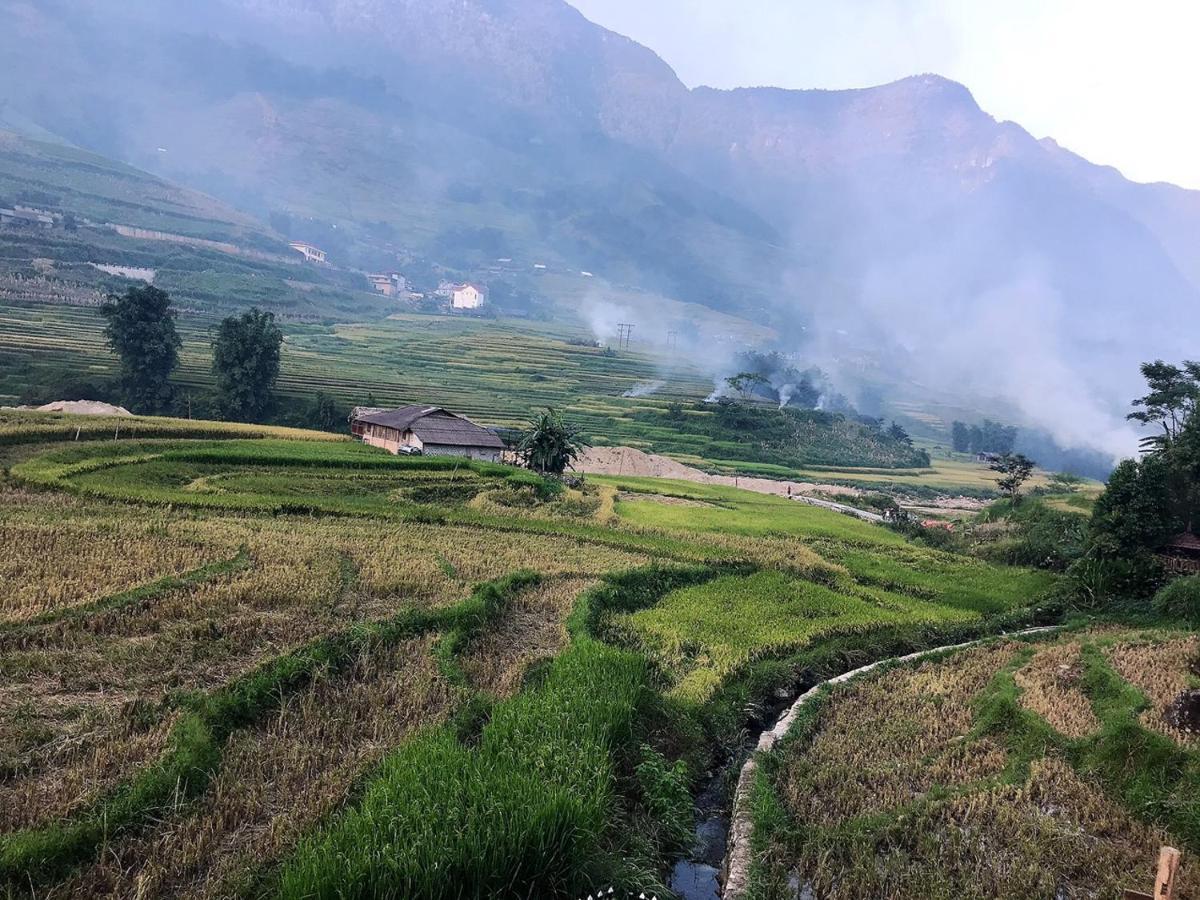 Nhà Dân Gia đình Tả *