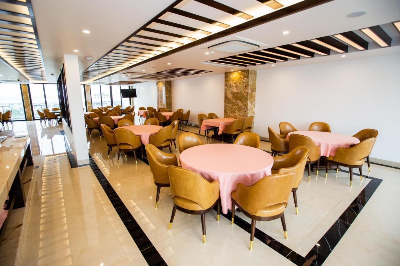 Golden Palm Halong 3*