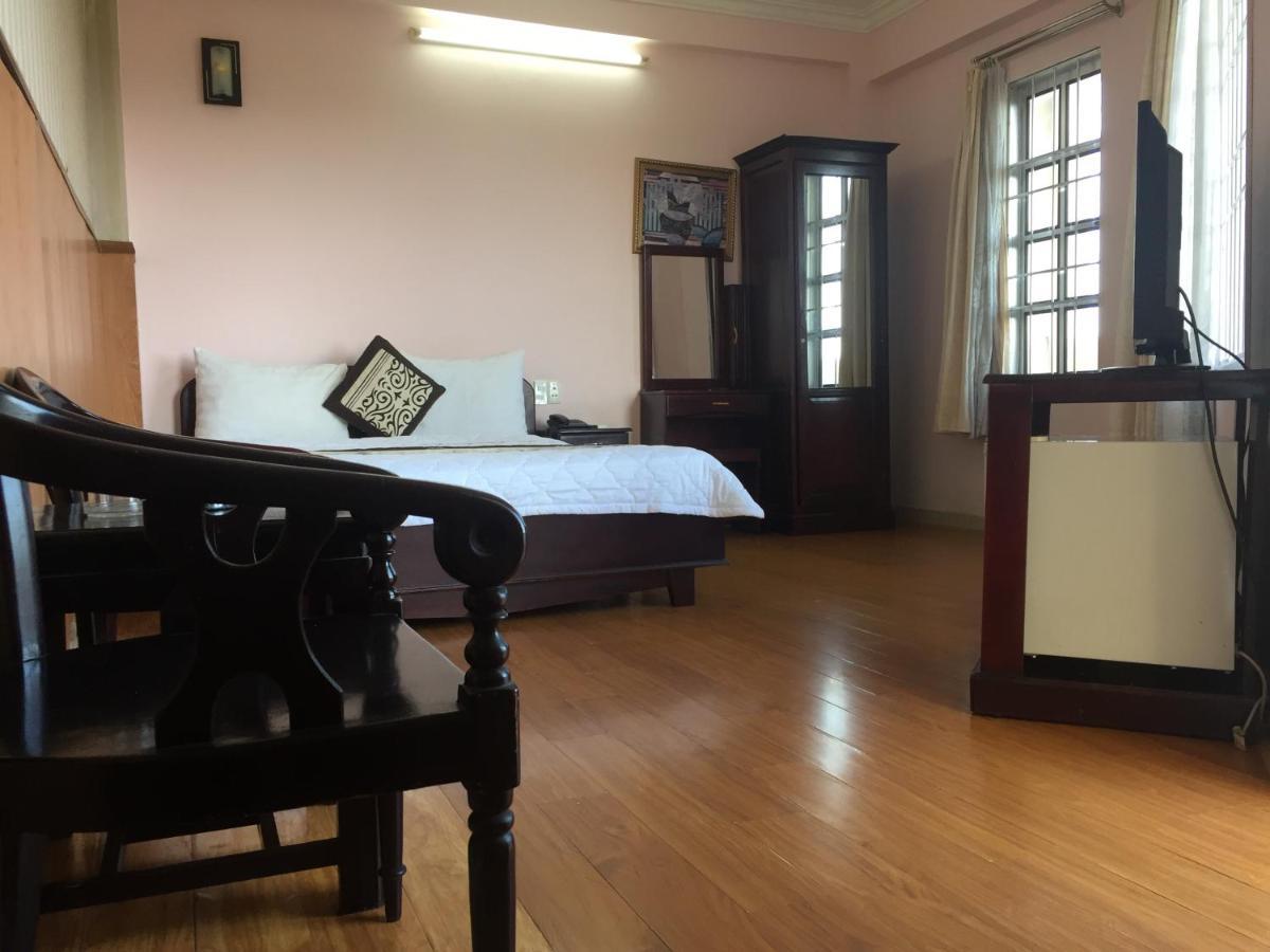 Tai Loc Hotel *
