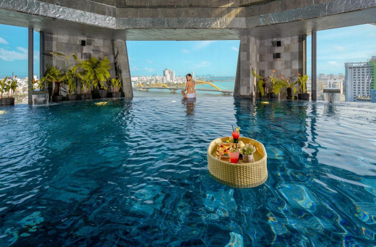 Haian Riverfront Khách sạn 4*