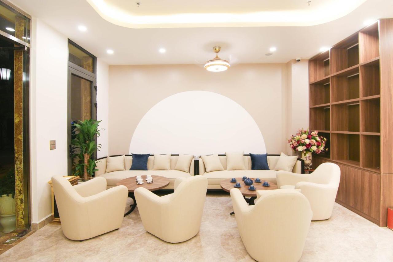 Lantana E409 Sunplaza Pho Di Bo, Bai Chay, 3*