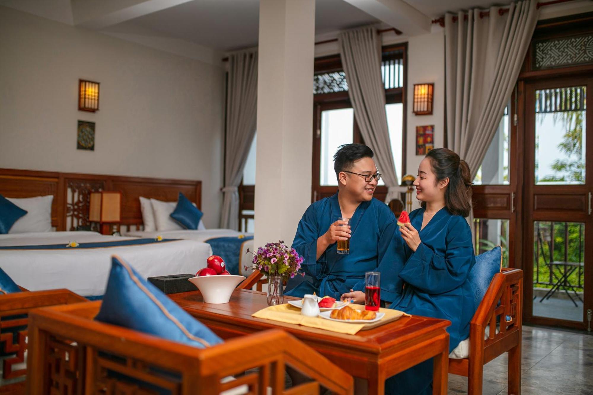 Riverside & 4* Hội An