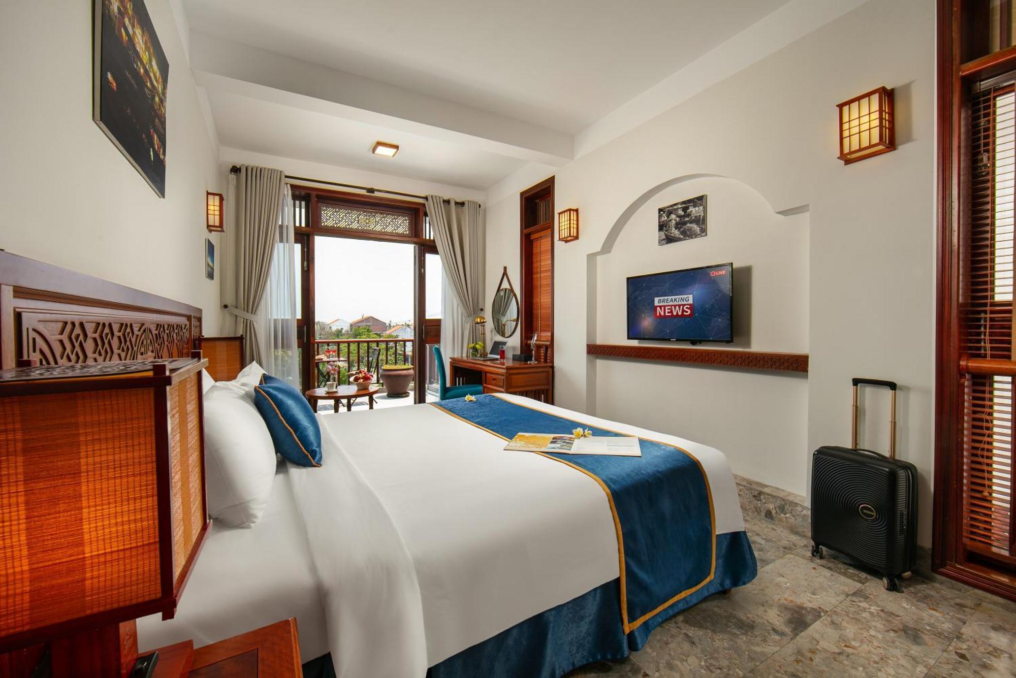 Riverside & Bed & Breakfast Hội An