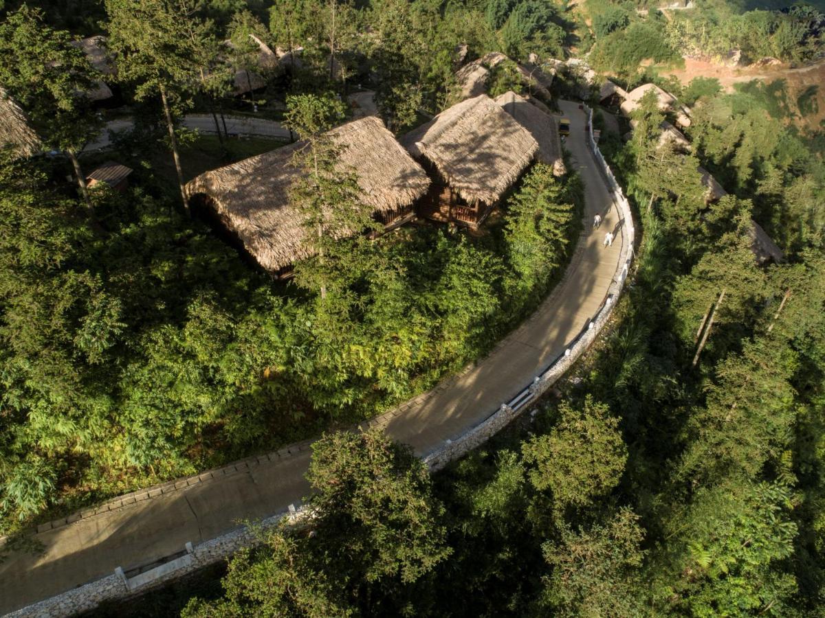 Jade Hill & Resort